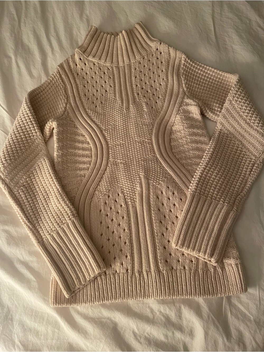 & Other Stories Cream Cable-Knit Turtleneck Sweater - Women's, size XS